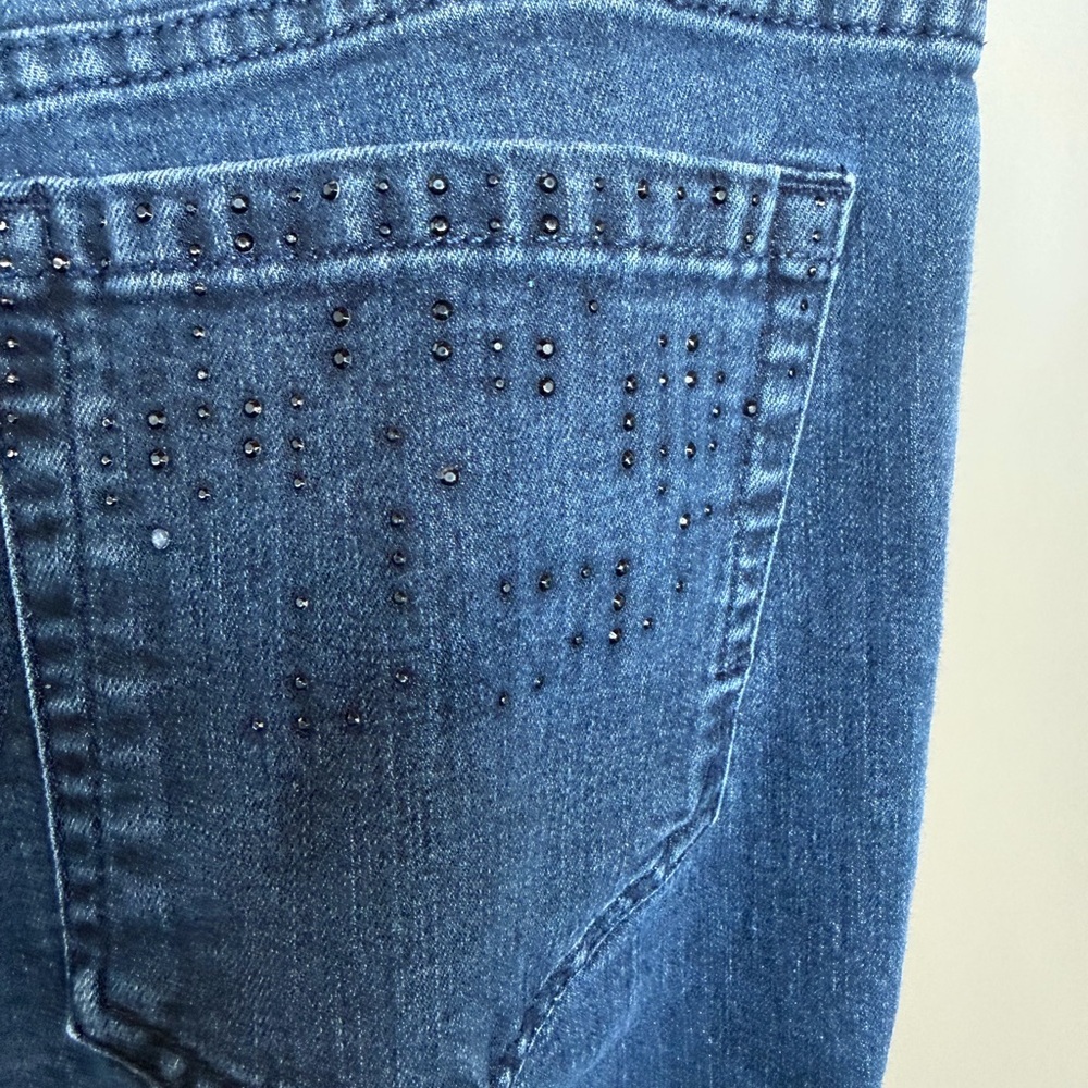 Jones New York Lexington Straight Jeans Rhinestone Pocket Size 12 Short - Picture 3 of 5